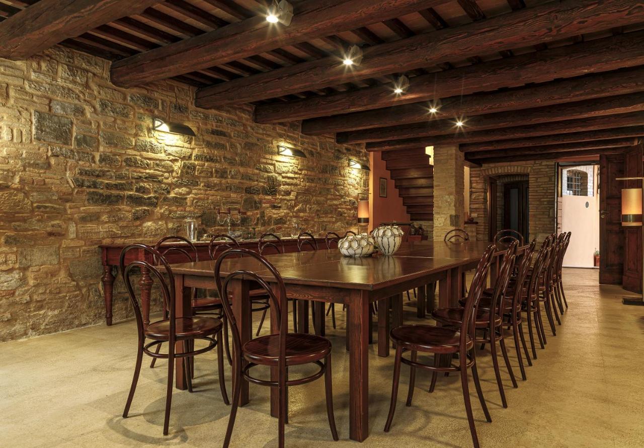 Il Cortile Segreto San Severino Marche Exterior foto