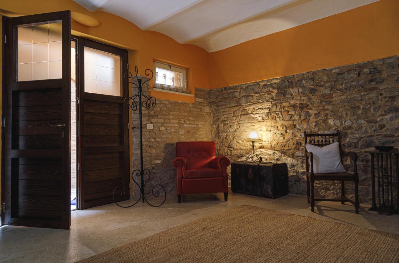 Il Cortile Segreto San Severino Marche Exterior foto